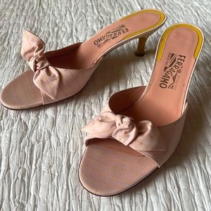Salvatore Ferragamo kitten heel slides Size 11B in box